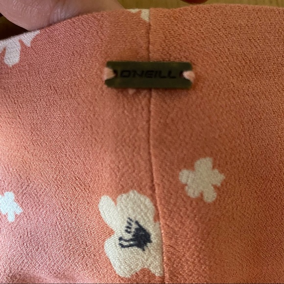 O’Neill • ‘Libby’ Pink Floral Mini Skirt with Buttons - Picture 8 of 10